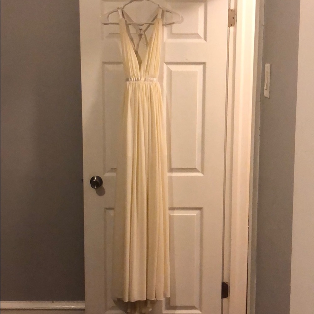 gown